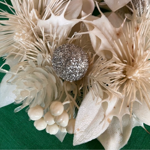 Vintage 1950’s Wreath white with silver glitter balls Kitschy Christmas - Picture 7 of 9